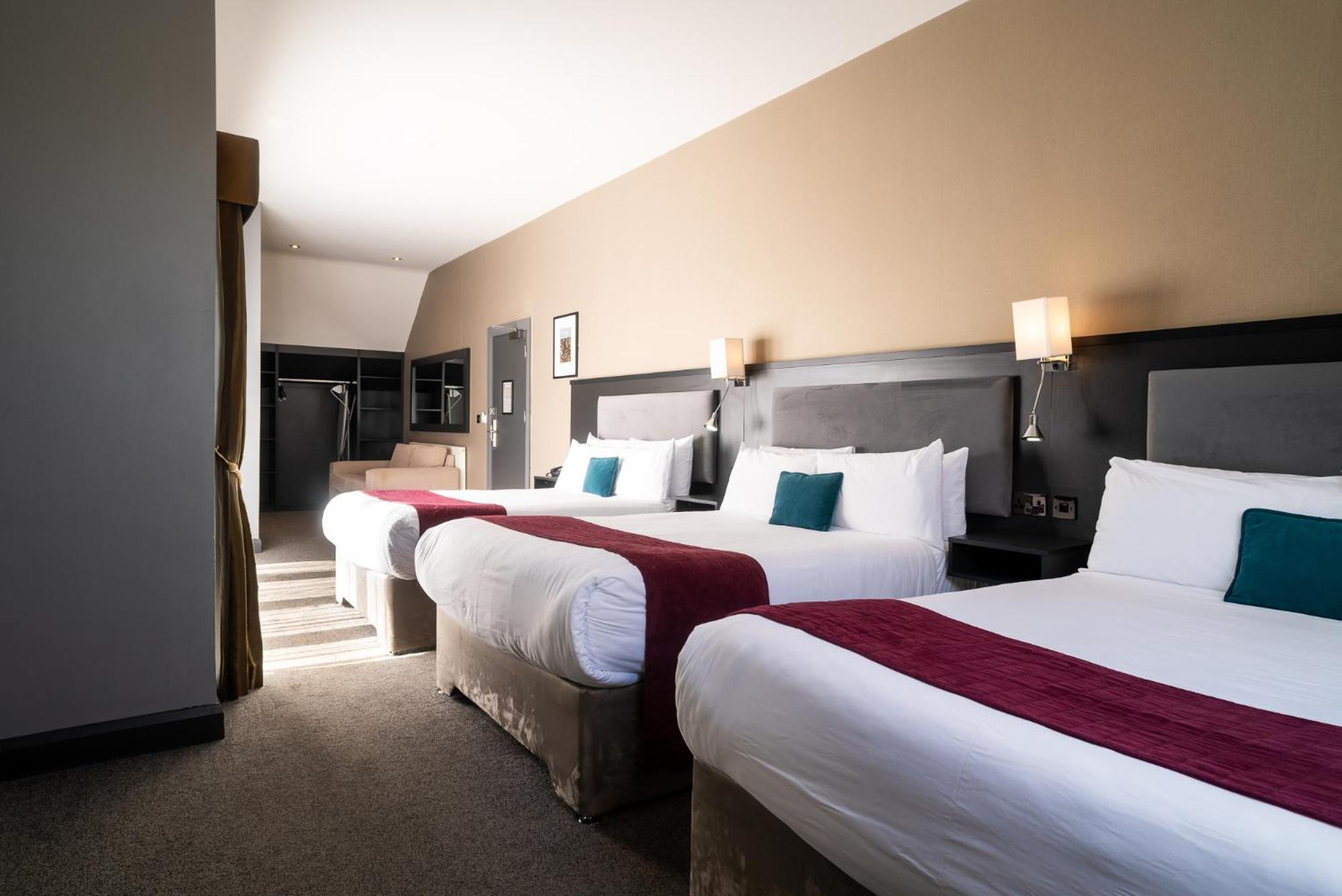 Cliffs Of Moher Hotel ليسكانور المظهر الخارجي الصورة